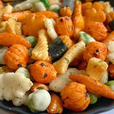 OEM Snacks Bánh gạo hỗn hợp Bánh cuộn rong biển Snack đậu muối